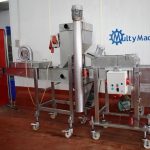 Línea de empanado y encolado Koppens, constituida por dos máquinas: una encoladora y una empanadora pero pueden trabajar por separado