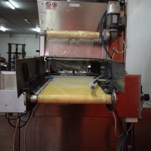 TERMOSELLADORA AUTOMÁTICA ILPRA. ACERO INOXIDABLE. SOLO SELLADO Y MAP. ALINEADOR DE BANDEJAS. MAQUINA DE OCASIÓN PARA INDUSTRIA ALIMENTARIA.