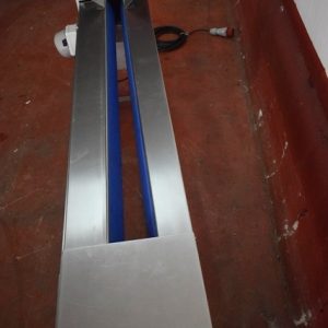 CINTA CALIBRADORA. CONSTRUIDA EN ACERO INOXIDABLE. MAQUINARIA DE OCASION . MAQUINAS DE SEGUNDA MANO. INDUSTRIA ALIMENTARIA.