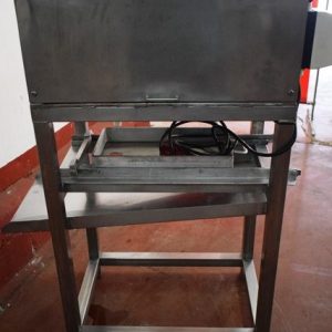 PRENSA CONSTRUIDA EN ACERO INOXIDABLE. PRENSA DE OCASIÓN PARA LA INDUSTRIA ALIMENTARIA. MAS INFO EN MULTYMAQ MAQUINARIA S.L -968776081-