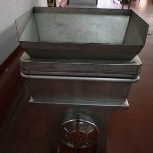 DESCONGELADOR DE ALIMENTOS CONSTRUIDO EN ACERO INOXIDABLE. CALENTAMIENTO POR VAPOR. BOMBA DE RECIRCULACIÓN. MAQUINA DE OCASIÓN.