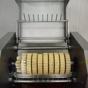 DESCORTEZADORA AUTOMATICA LAINT . CONSTRUIDA EN ACERO INOXIDABLE . DESCORTEZADORA DE SEGUNDA MANO PARA LA INDUSTRIA ALIMENTARIA.