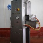 INYECTORA DORIT M-58. CONSTRUIDA EN ACERO INOXIDABLE. INYECTORA DE OCASION PARA LA INDUSTRIA ALIMENTARIA. MULTYMAQ MAQUINARIA S.L