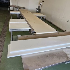 CINTA DE DESPIECE CON PUESTOS DE TRABAJO REF: 2418