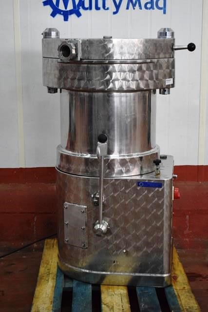 EMBUTIDORA 80 LITROS