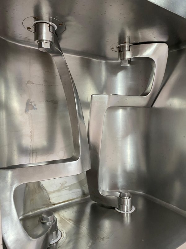 AMASADORA CON VACIO DE 150L CON PALA "Z" REF: 2686